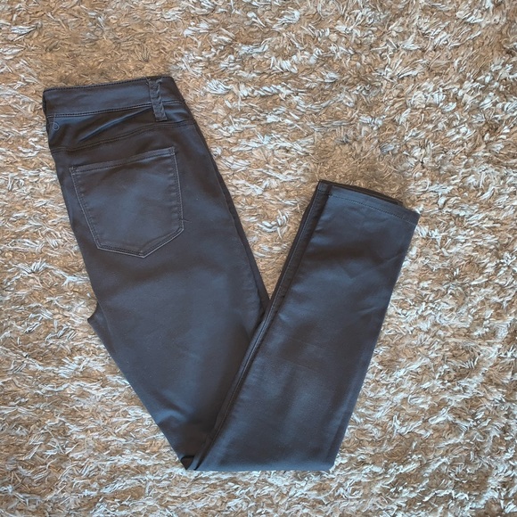 Design Lab Jeans - Picture 4 of 5